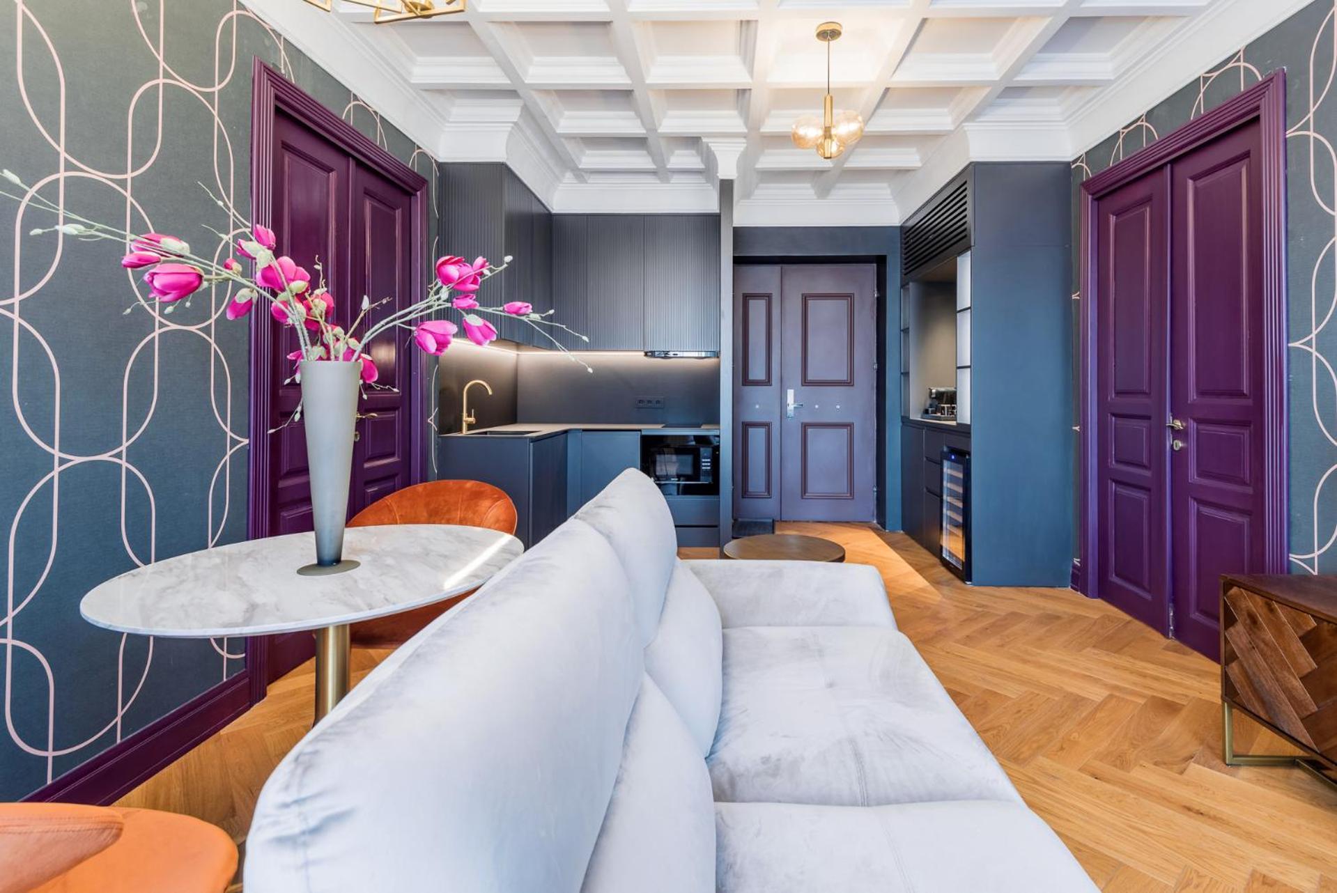 Highline Downtown Aparthotel Oldtown Unirii Square 부쿠레슈티 외부 사진